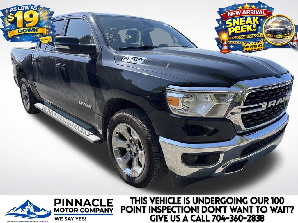 Diamond Black Crystal Pearlcoat 2022 RAM 1500 Big Horn Crew Cab RWD Pickup Truck 4X2 8-Speed Automatic