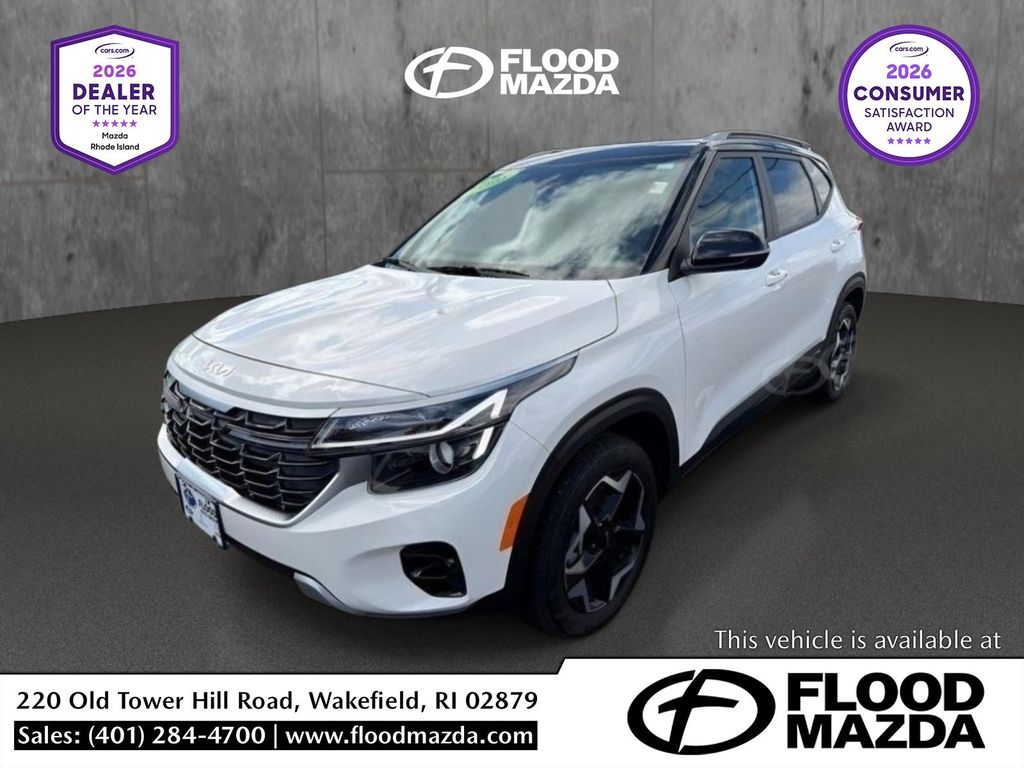 Clear White/Black Roof 2026 Kia Seltos S FWD SUV / Crossover Front-Wheel Drive Continuously Variable Transmission