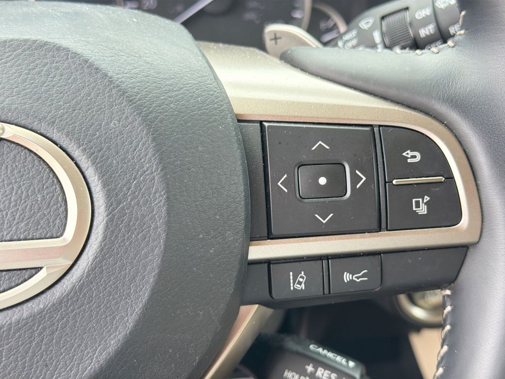 Thumbnail: 2022 Lexus RX - 27