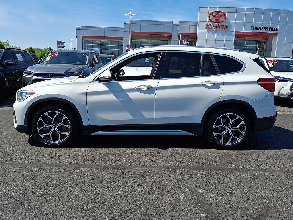 Thumbnail: 2021 BMW X1 - 7