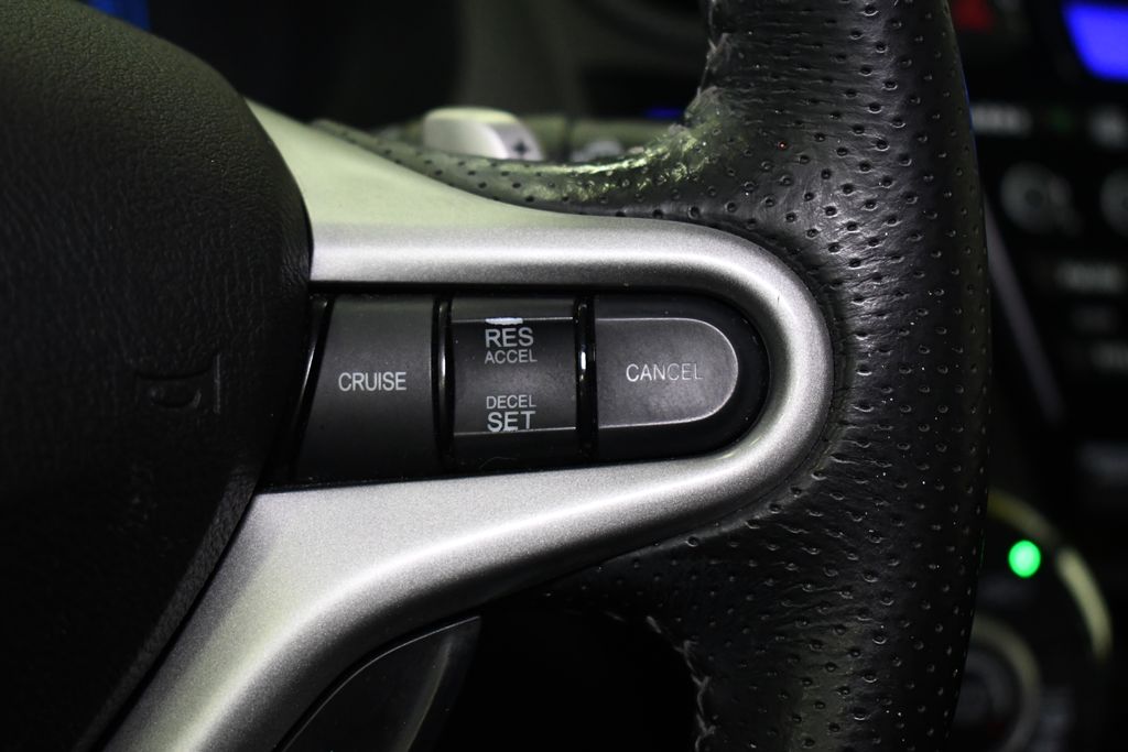 Thumbnail: 2012 Honda Insight - 26