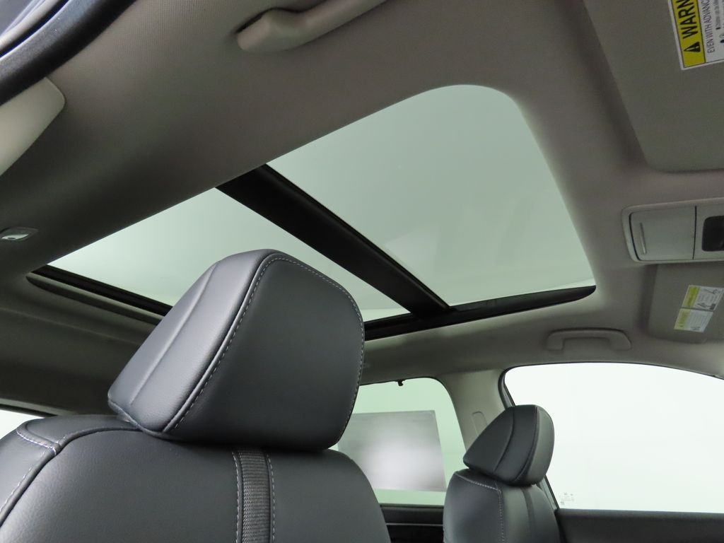 2025 Honda Pilot Touring 18