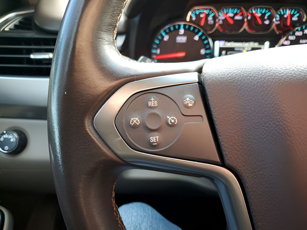 Used Car 2020 Chevrolet Suburban  Lt For Sale Under $20,000 In Austin, Texas