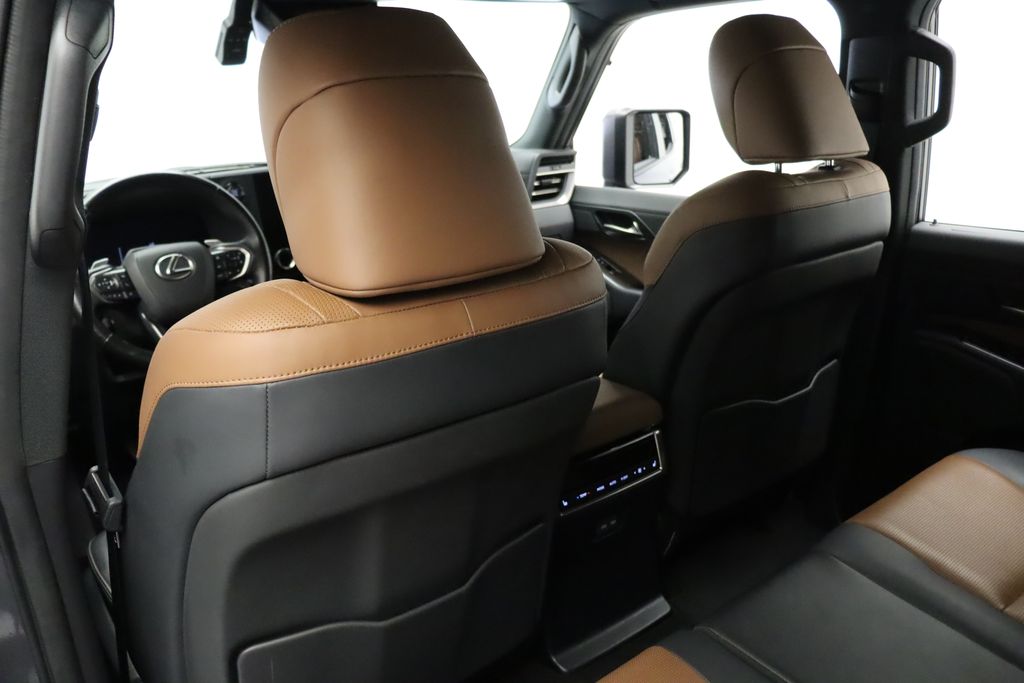 Thumbnail: 2024 Lexus GX - 20