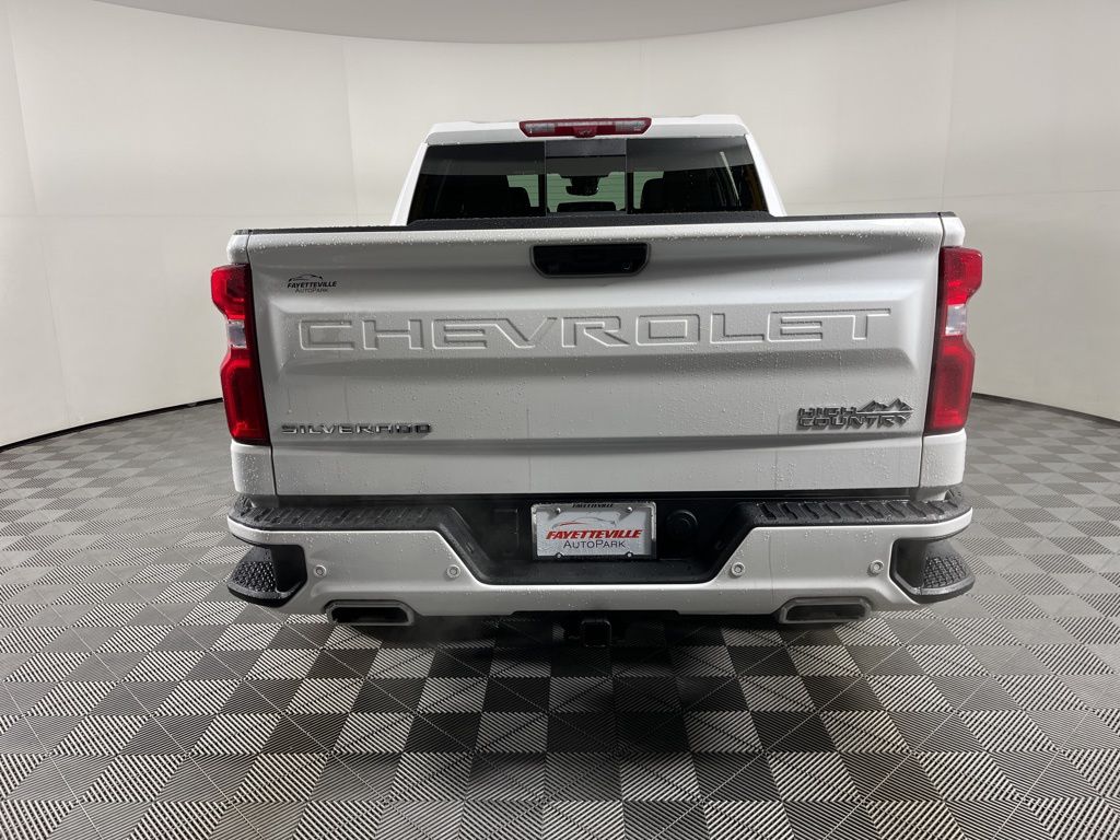 2024 Chevrolet Silverado 1500 High Country 11