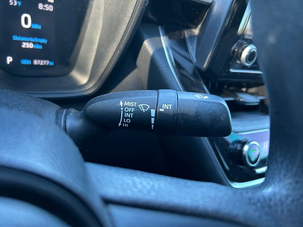 Thumbnail: 2022 Toyota Corolla - 20