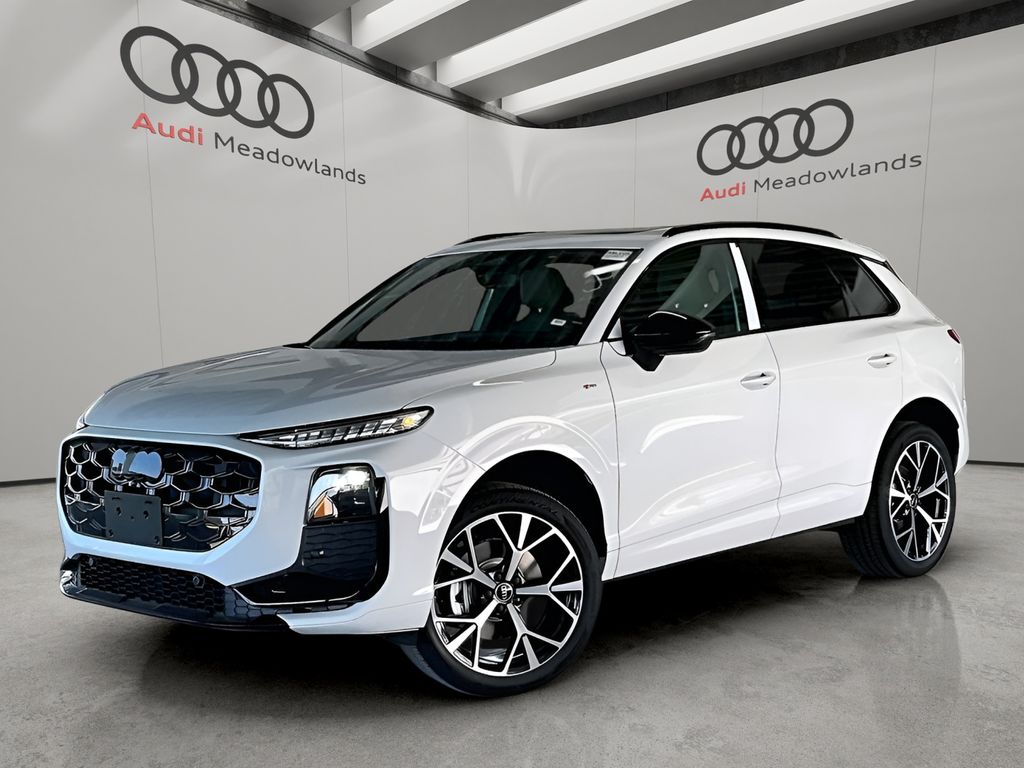 Glacier White Metallic 2026 Audi Q3 SUV / Crossover All-Wheel Drive 7-Speed Automatic