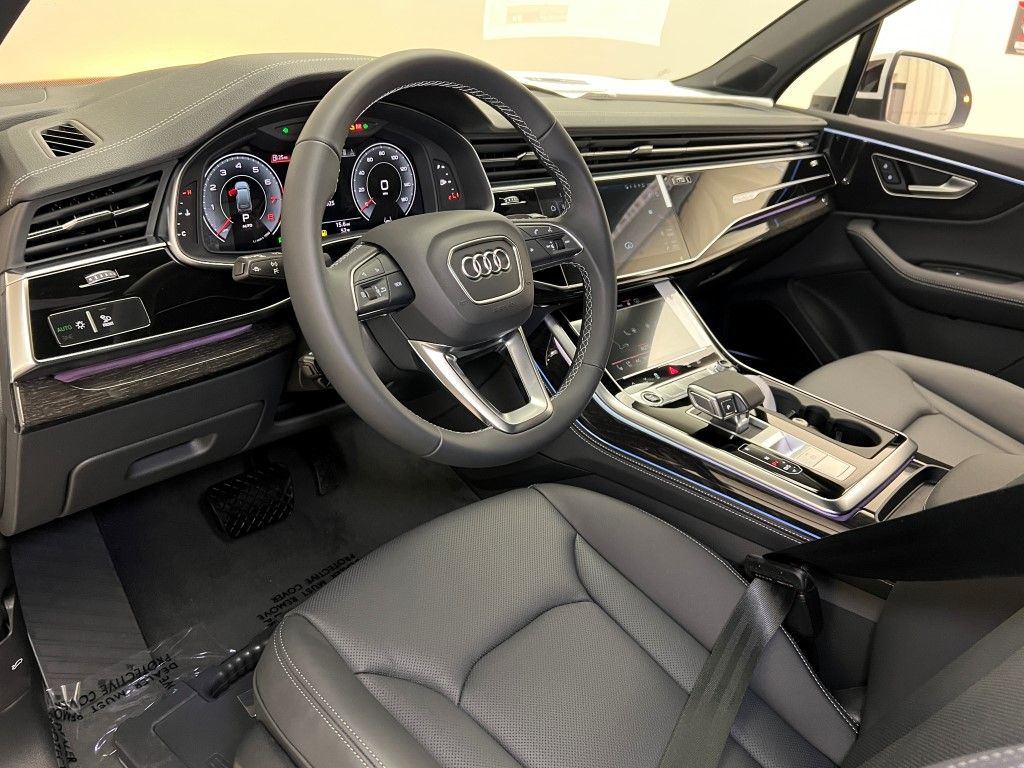 Thumbnail: 2026 Audi Q7 - 31