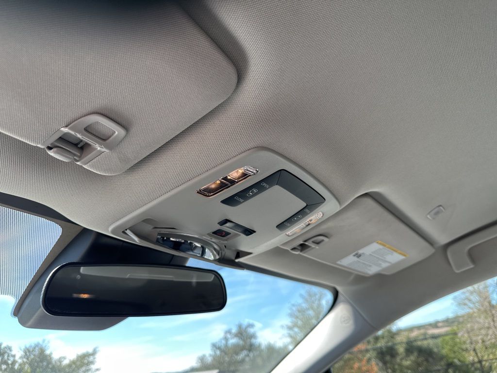 Used Car 2025 Toyota Sienna  Le For Sale Under $40,000 In Austin, Texas