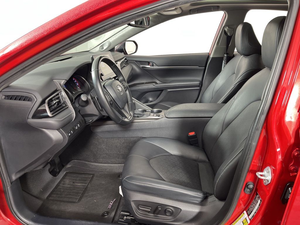 Thumbnail: 2021 Toyota Camry - 21