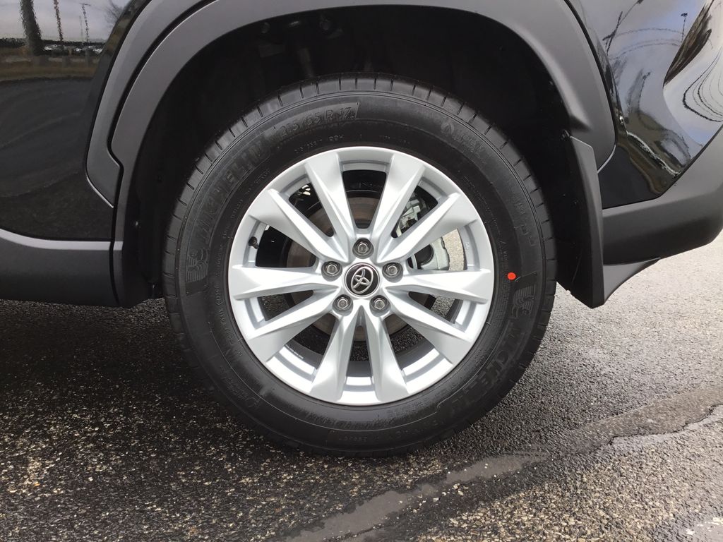 Thumbnail: 2026 Toyota Corolla Cross - 10