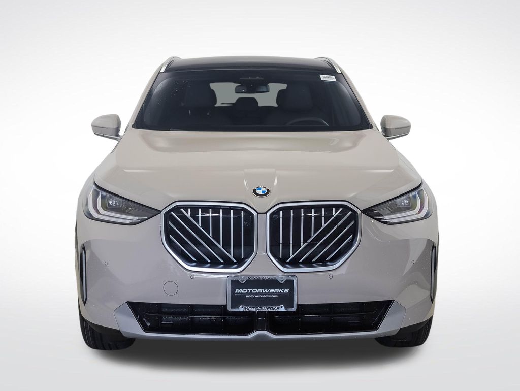 Thumbnail: 2025 BMW X3 - 8