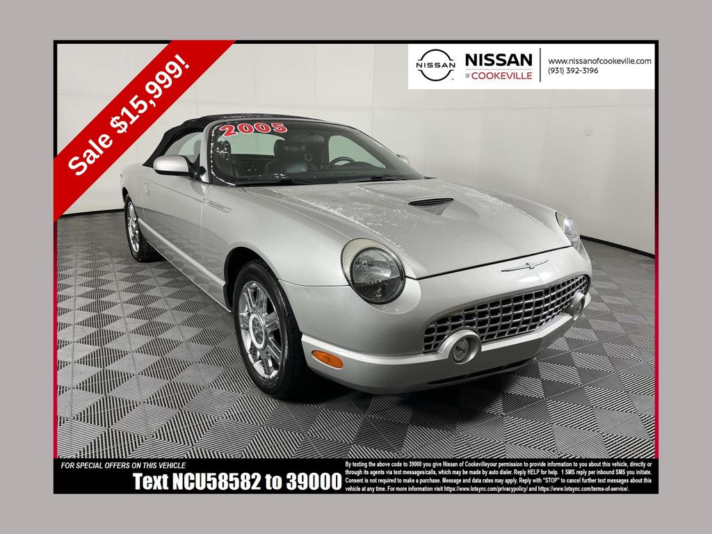 2005 Ford Thunderbird Deluxe RWD