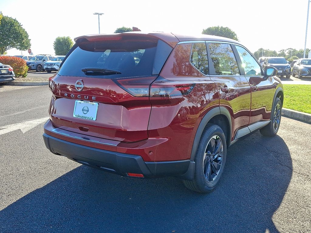 Thumbnail: 2026 Nissan Rogue - 4