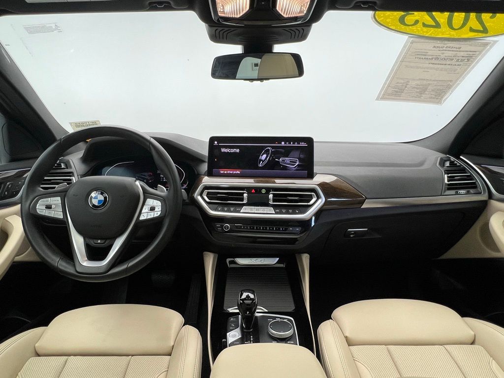 Thumbnail: 2023 BMW X4 - 10