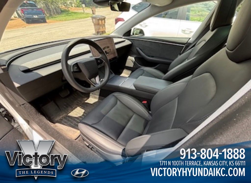 Used 2024  Tesla Long Range image 6
