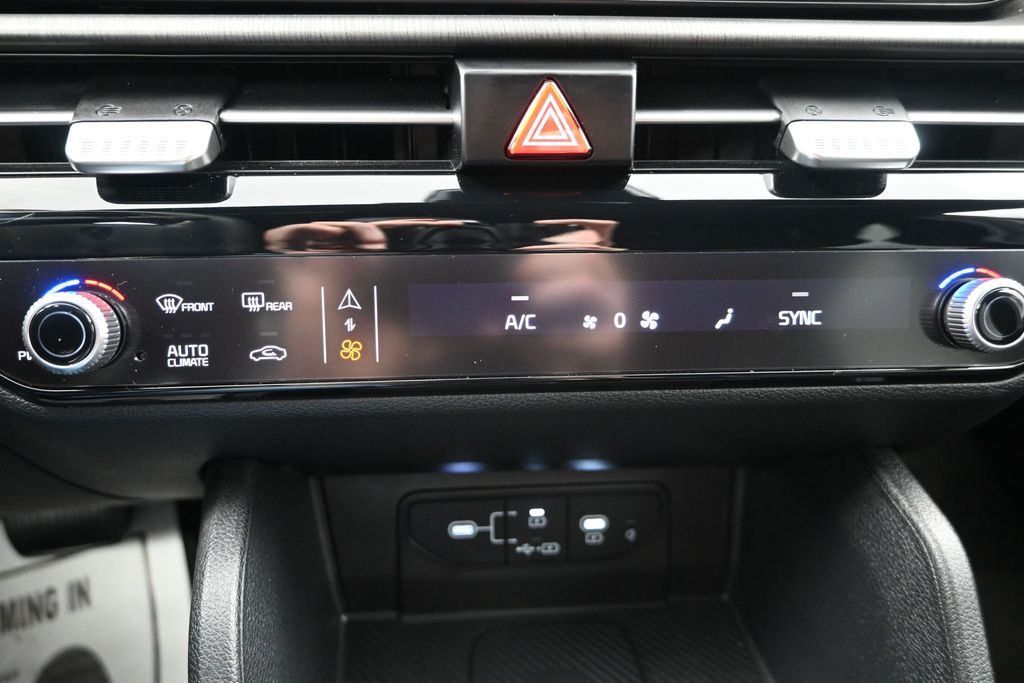 2026 Glacial White Pearl Kia Sportage X-Line AWD SUV