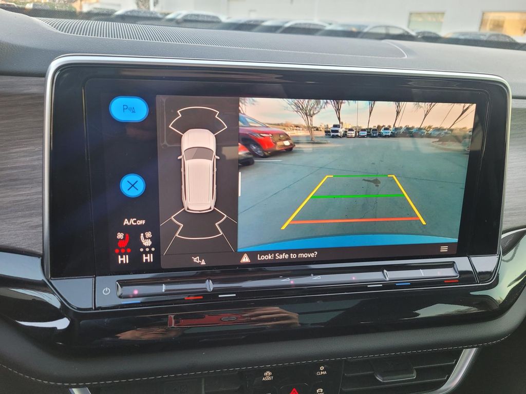 used 2025 Volkswagen Atlas car, priced at $39,980