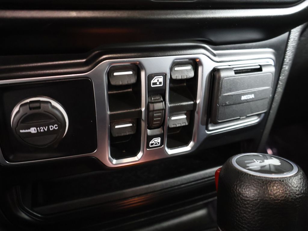 Used 2023 Gray Jeep Altitude image 47