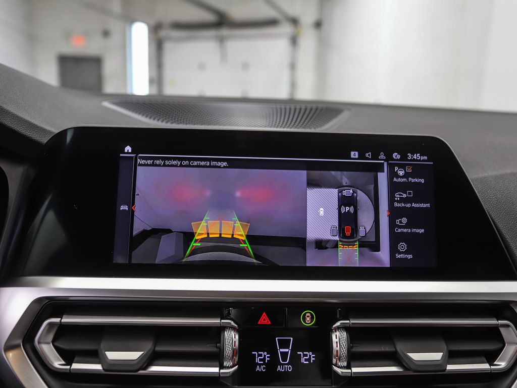 Thumbnail: 2022 BMW 4 Series - 18