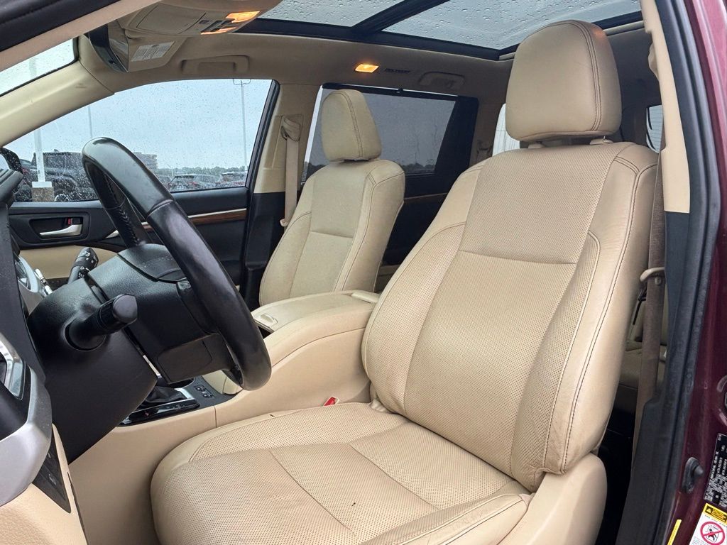 2019 Toyota Highlander Hybrid Limited photo