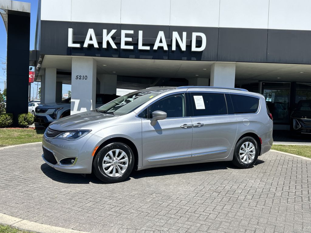 2018 Chrysler Pacifica Touring L FWD