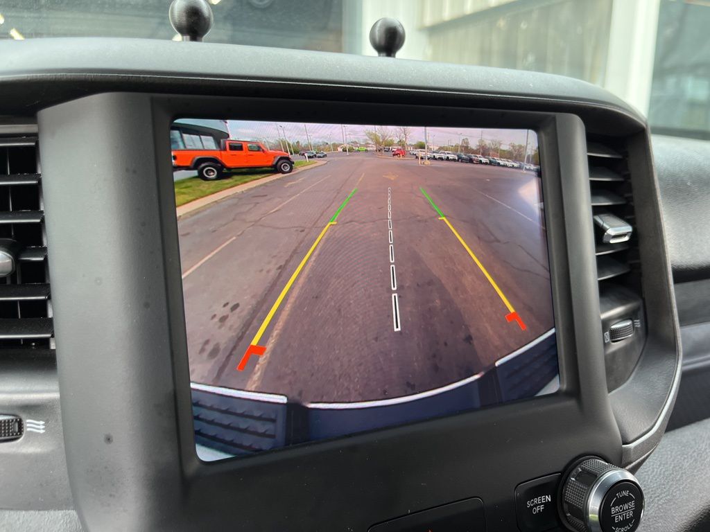 View vehicle photo 5