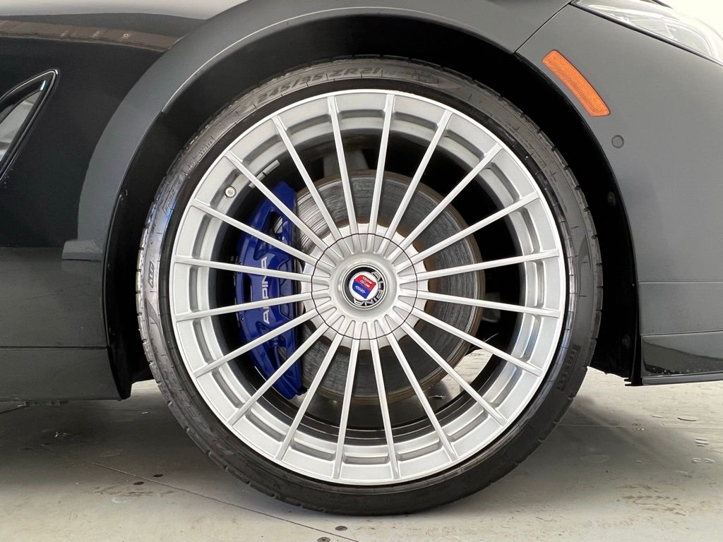 Thumbnail: 2022 BMW 8 Series - 25