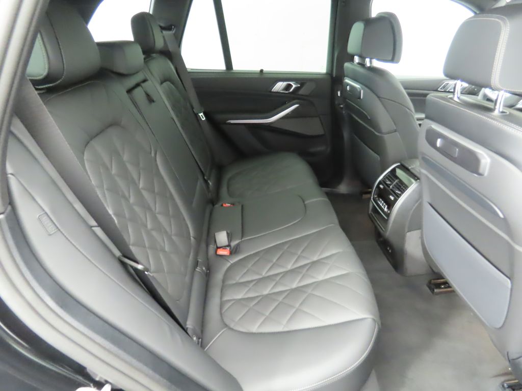 Thumbnail: 2026 BMW X5 - 22