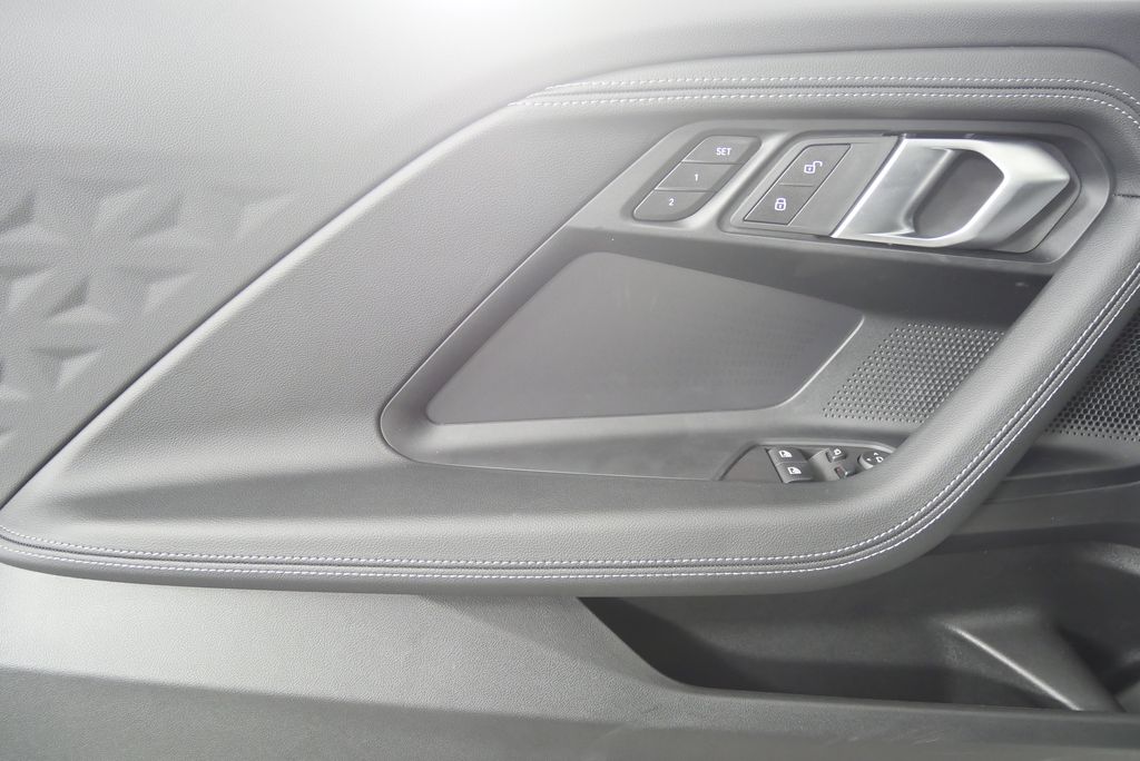 Thumbnail: 2026 BMW 2 Series - 10