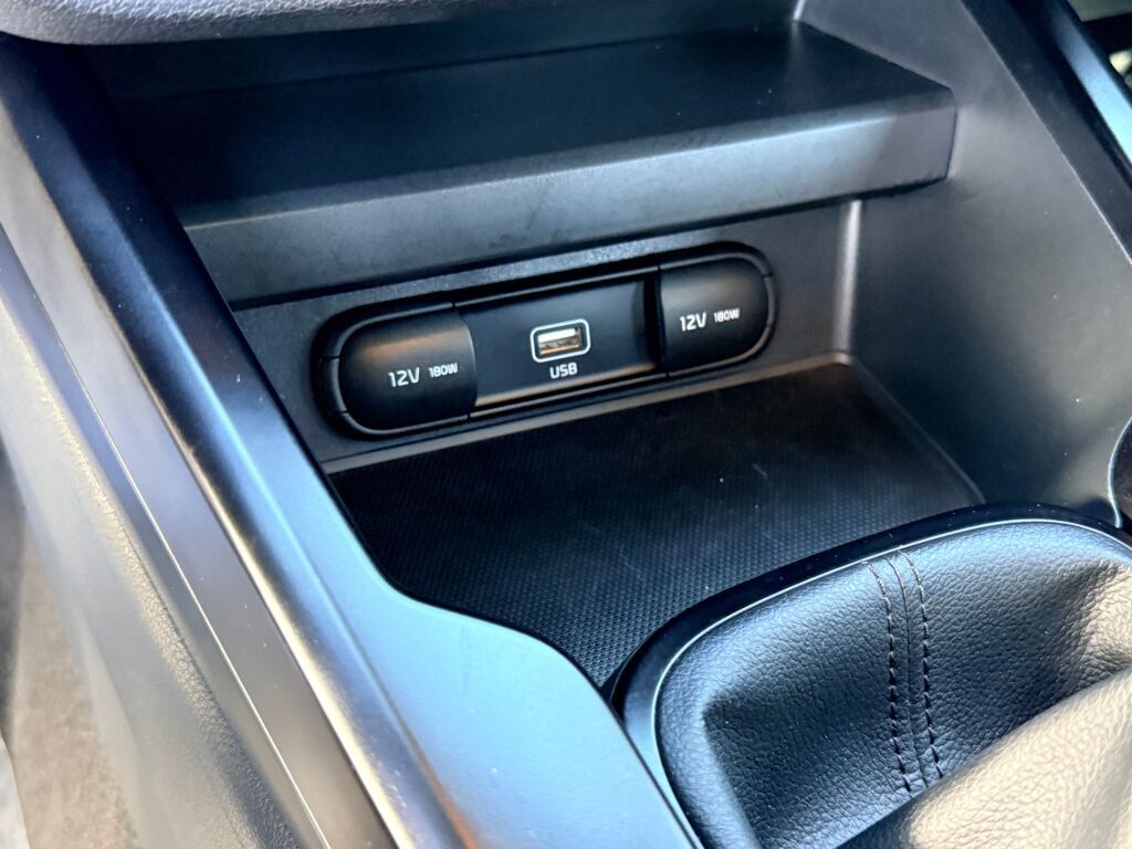 Thumbnail: 2020 Kia Soul - 8