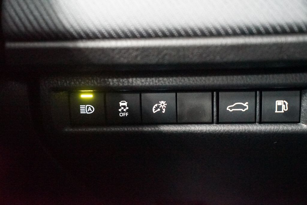 Thumbnail: 2026 Toyota Camry - 25