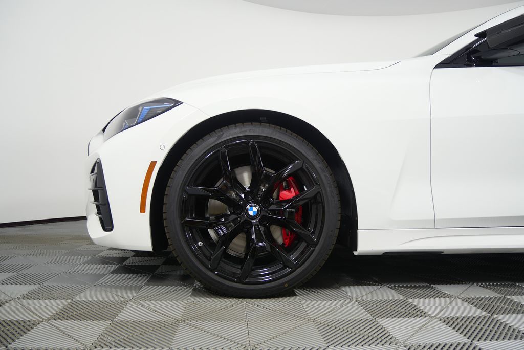 Thumbnail: 2026 BMW 4 Series - 8