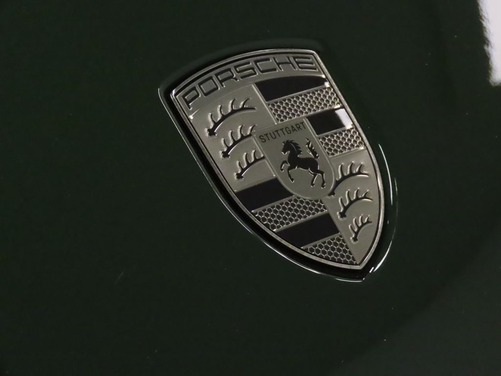 Thumbnail: 2024 Porsche Macan - 14