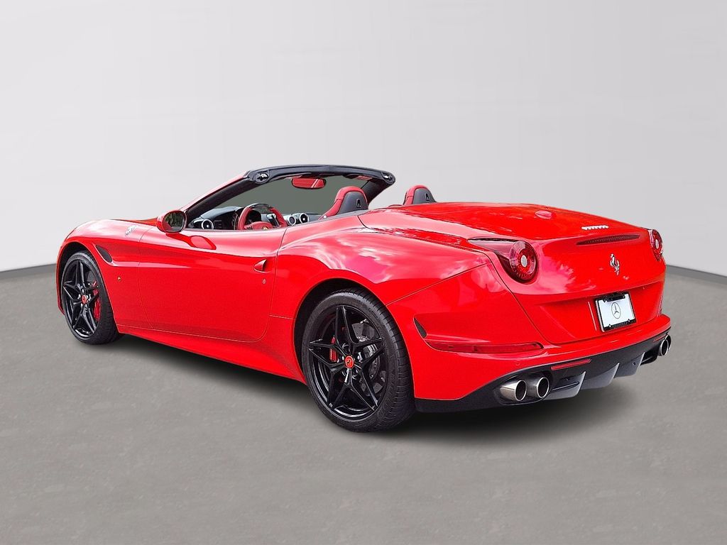 Thumbnail: 2016 Ferrari California - 6