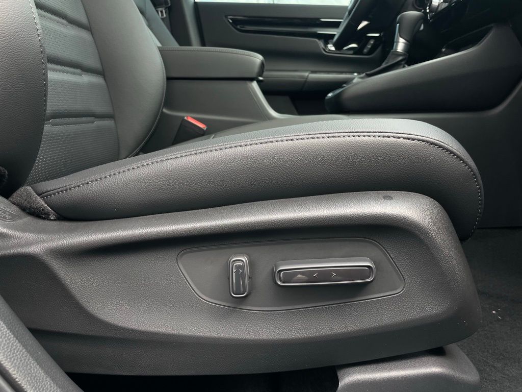 2026 Honda CR-V EX-L 31