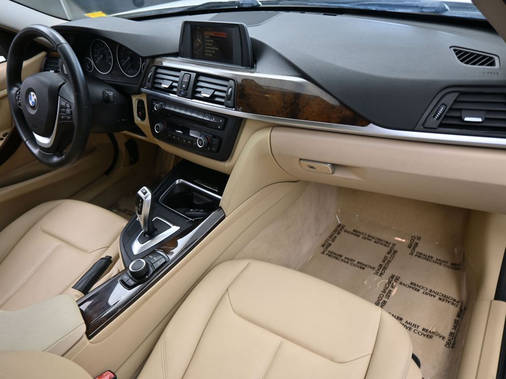 Used 2015 Alpine White BMW 328i image 36