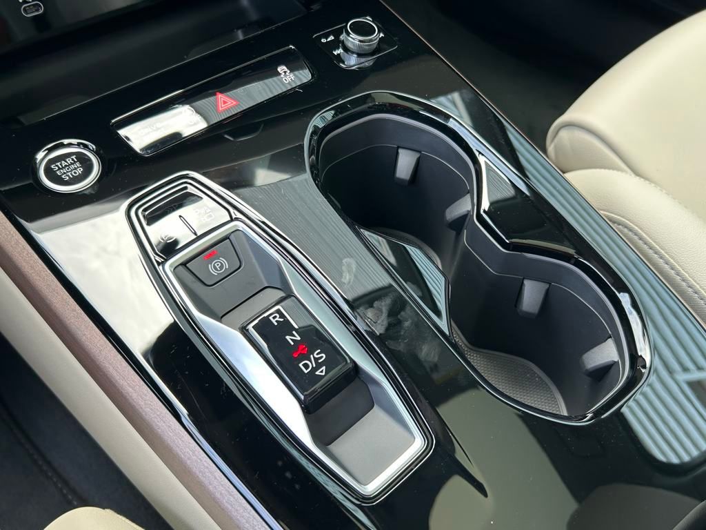 New 2025 Black Audi 2.0T Prestige image 31