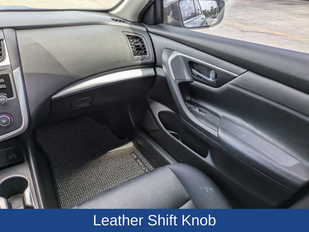 2016 Nissan Altima 2.5 SR