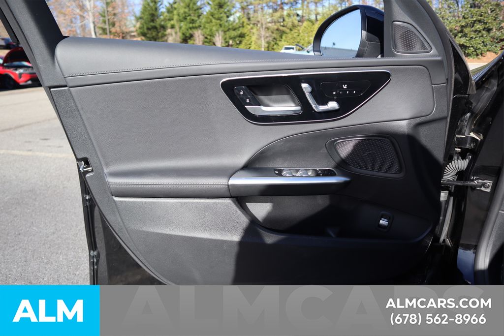 Used 2024  Mercedes-Benz C 300 image 14