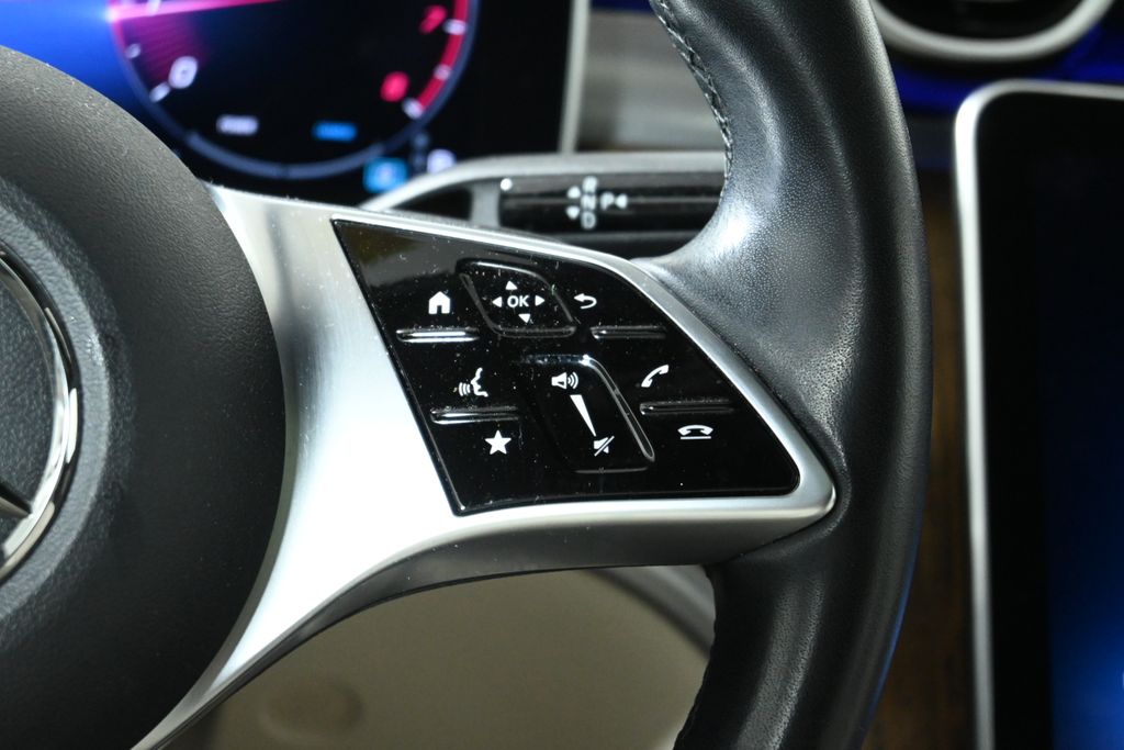 Thumbnail: 2023 Mercedes-Benz C-Class - 17