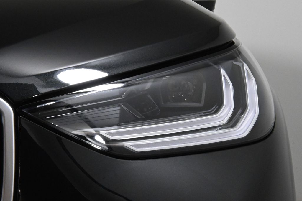 Thumbnail: 2026 BMW X3 - 11