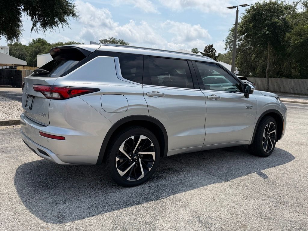 Used 2025 Mitsubishi Outlander PHEV SUV