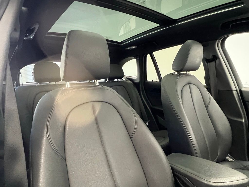 Thumbnail: 2021 BMW X1 - 7