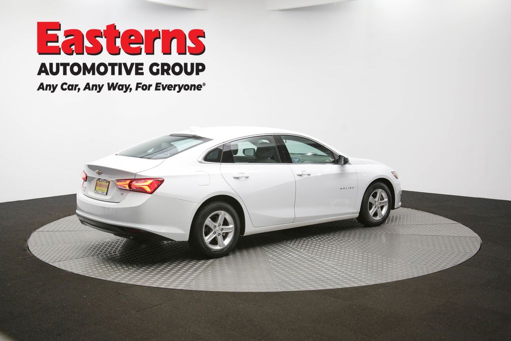 Used 2022 White Chevrolet LT image 38