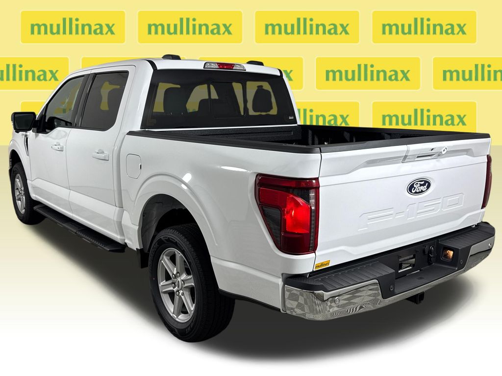 New 2026 White Ford XLT image 3