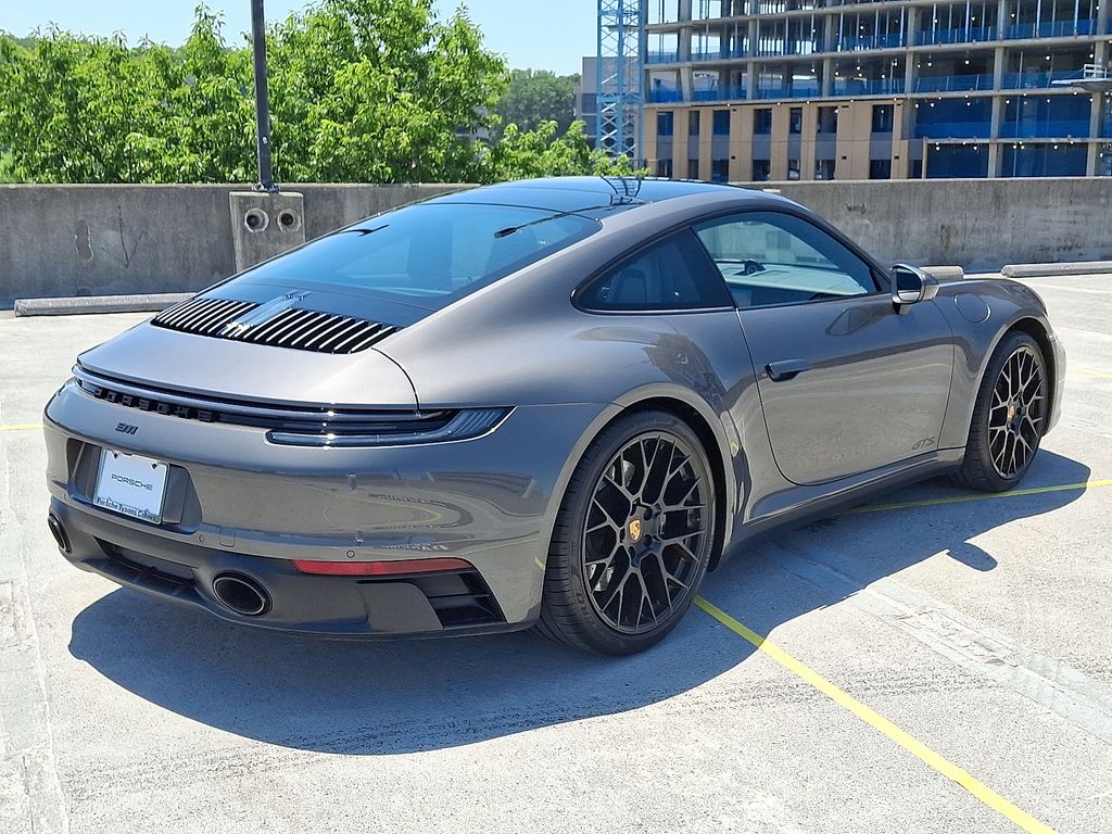 Thumbnail: 2024 Porsche 911 - 8