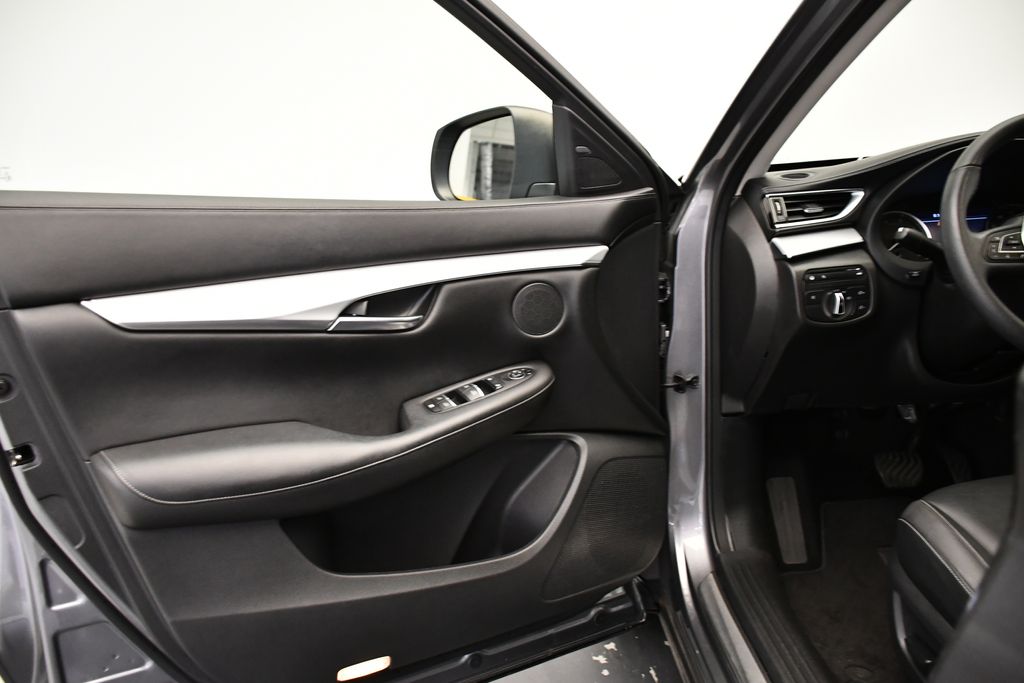 Thumbnail: 2021 INFINITI QX50 - 31