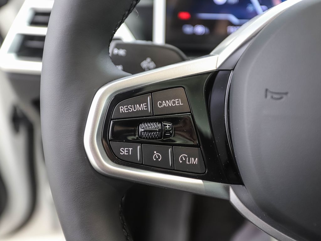 2025 BMW i4 xDrive40 11