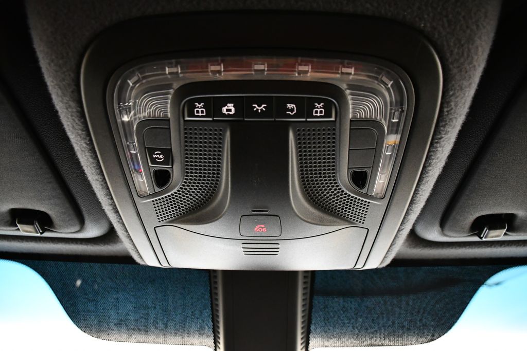 Thumbnail: 2025 Mercedes-Benz Sprinter - 13